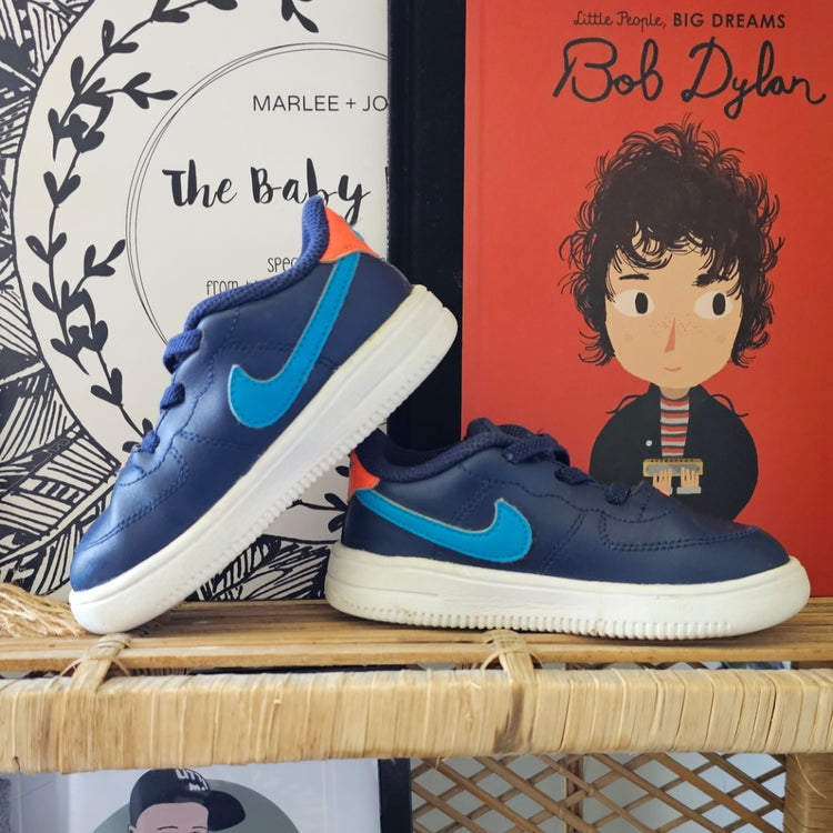 Adidas, Nike, Converse, Vans