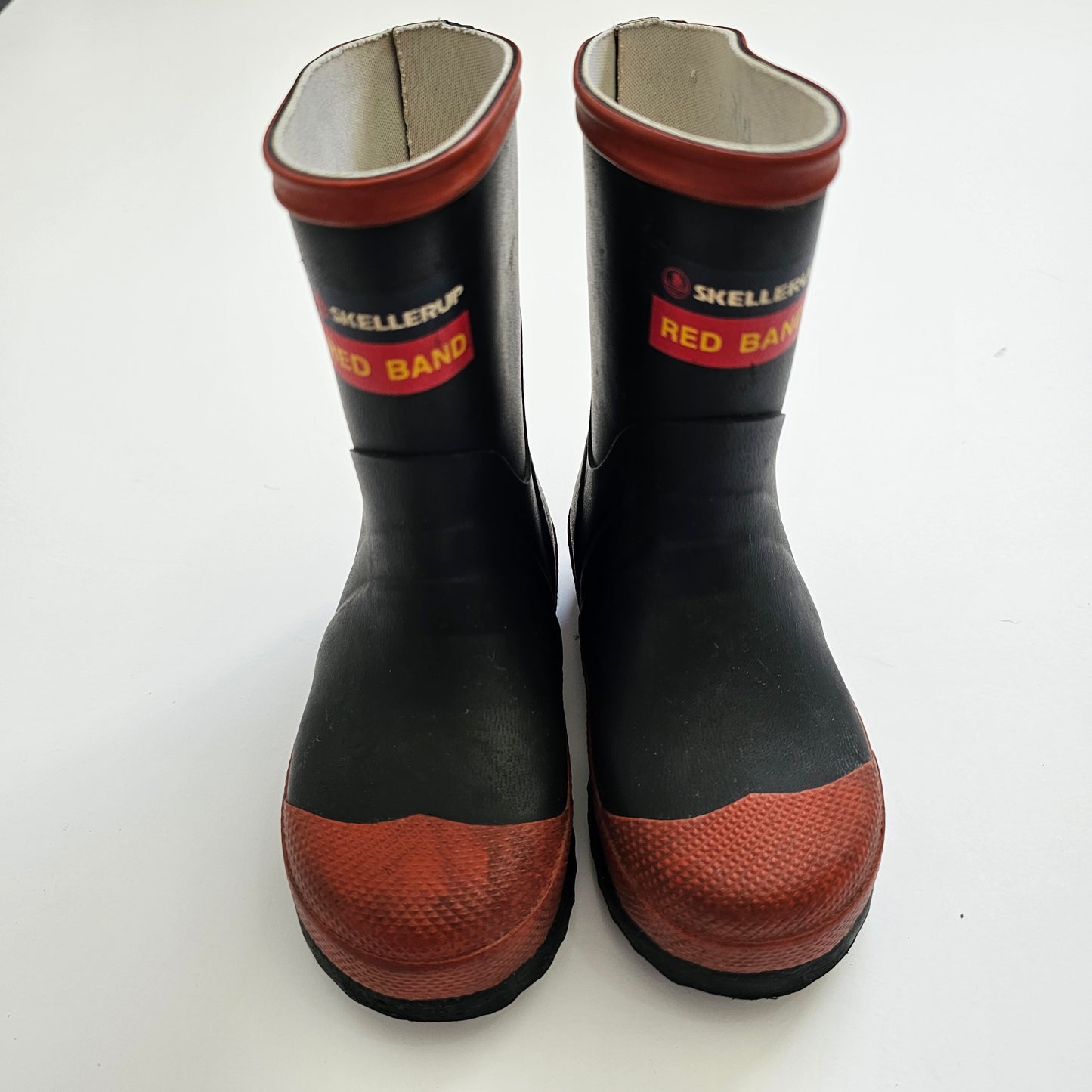 Red Band Gumboots - Size 6