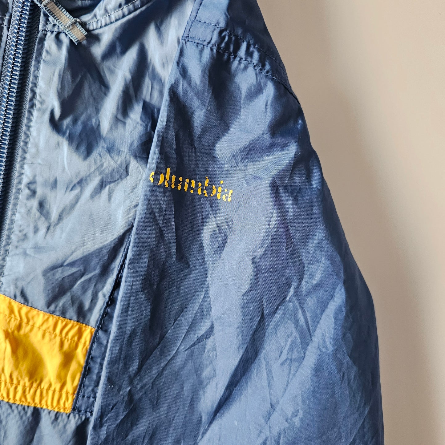 Columbia Light Weight Jacket - Size 2