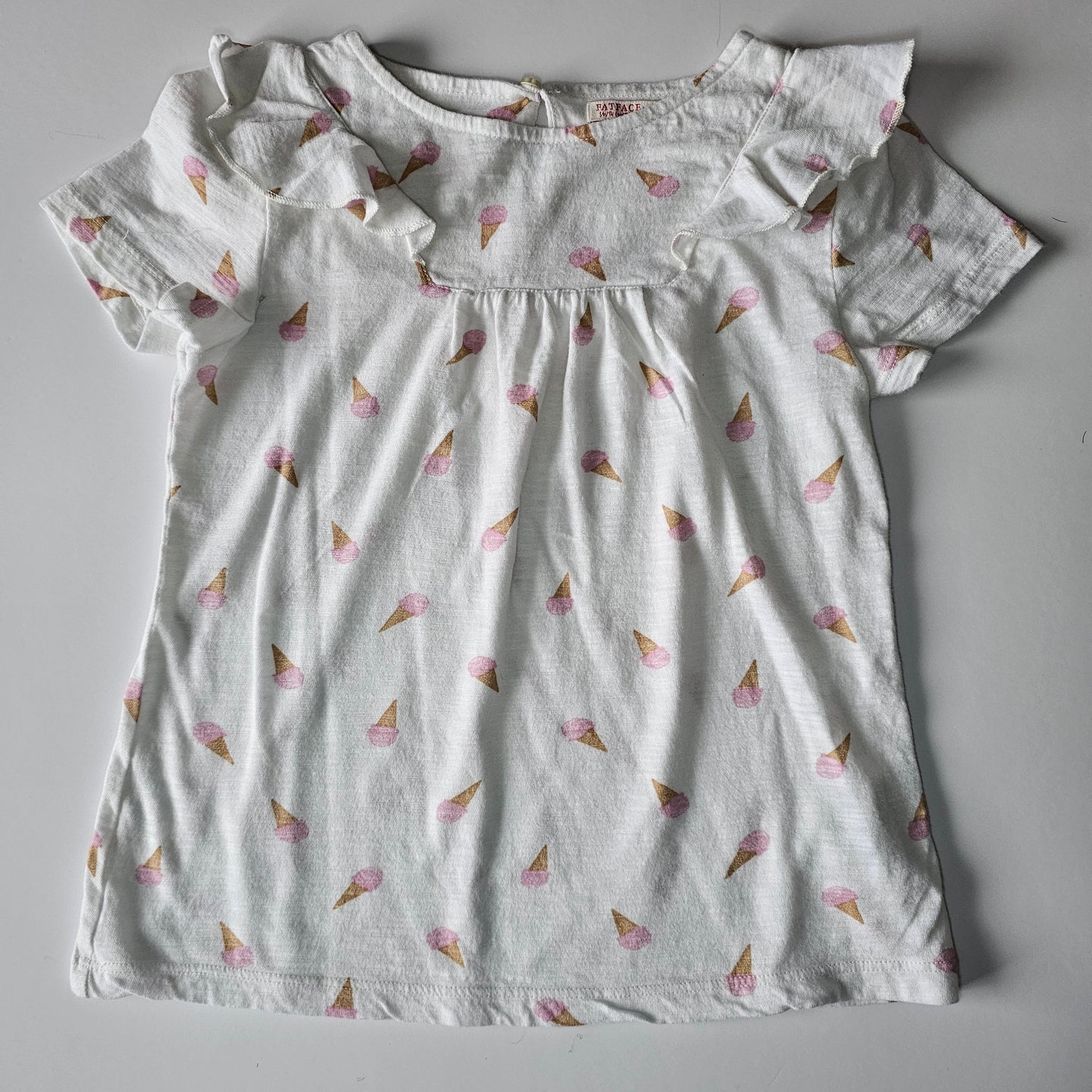 Fat Face Ice-cream T-shirt - Size 5 (best fit)
