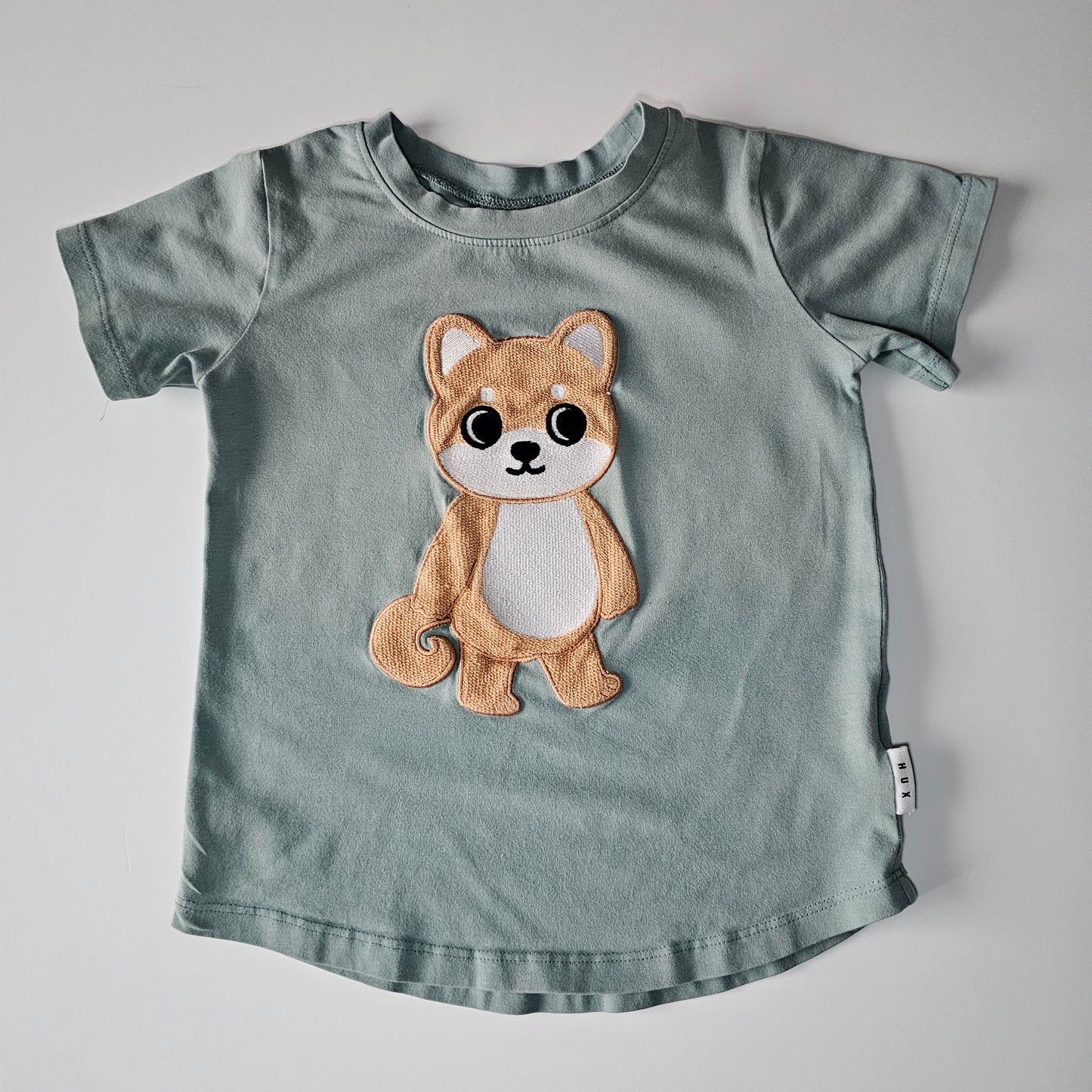 Hux T-shirt - Size 4 (best fit)