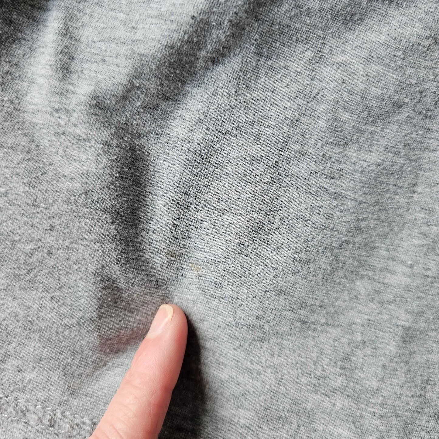 Nike T-shirt (minor flaw) - Size 3-4