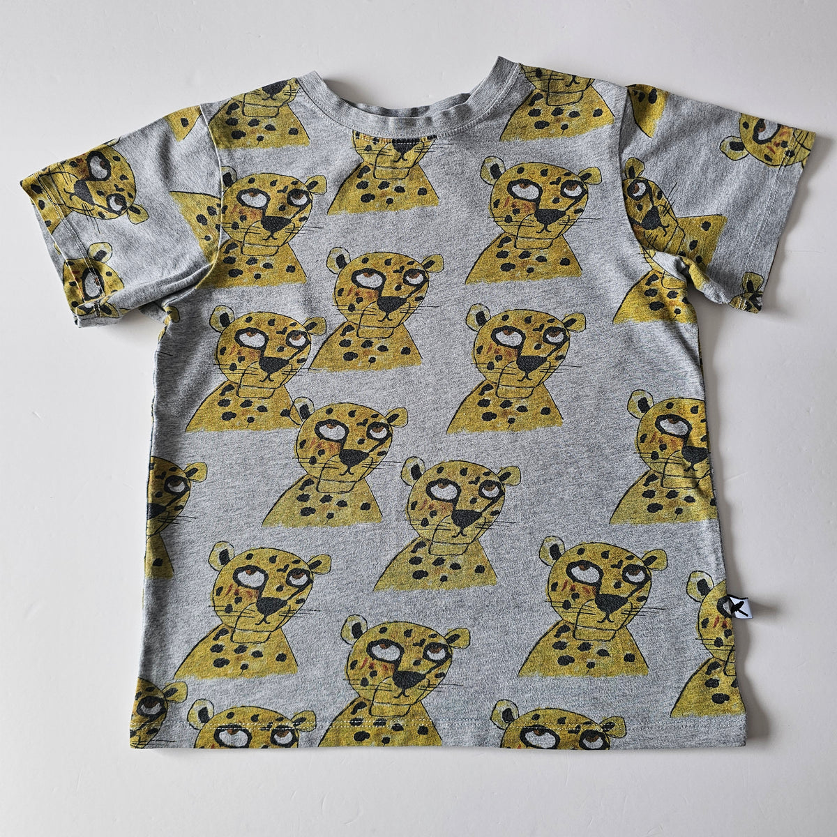 Minti Cheetah T-shirt - Size 7