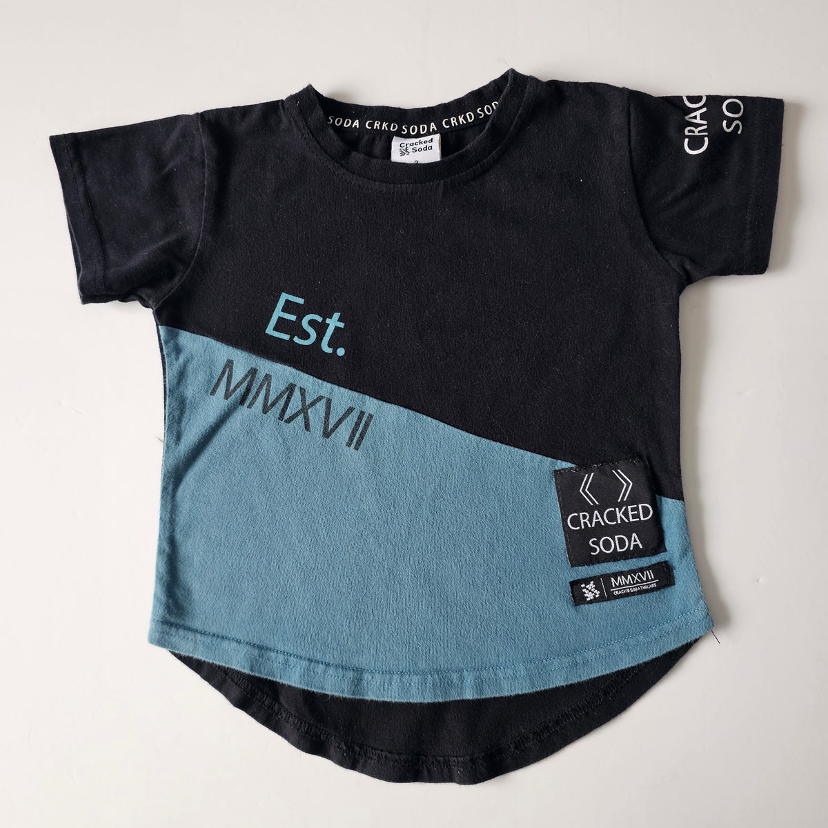Cracked Soda T-shirt - Size 3