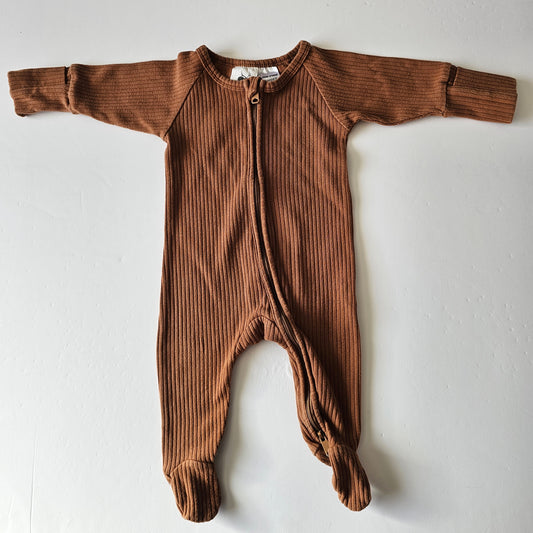 Buck & Baa Ribbed Zip Onsie - Size 3-6m