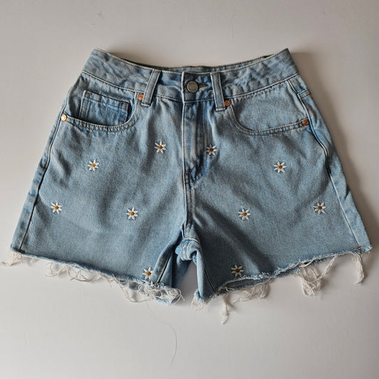 Switch Daisy Denim Shorts - Size 10