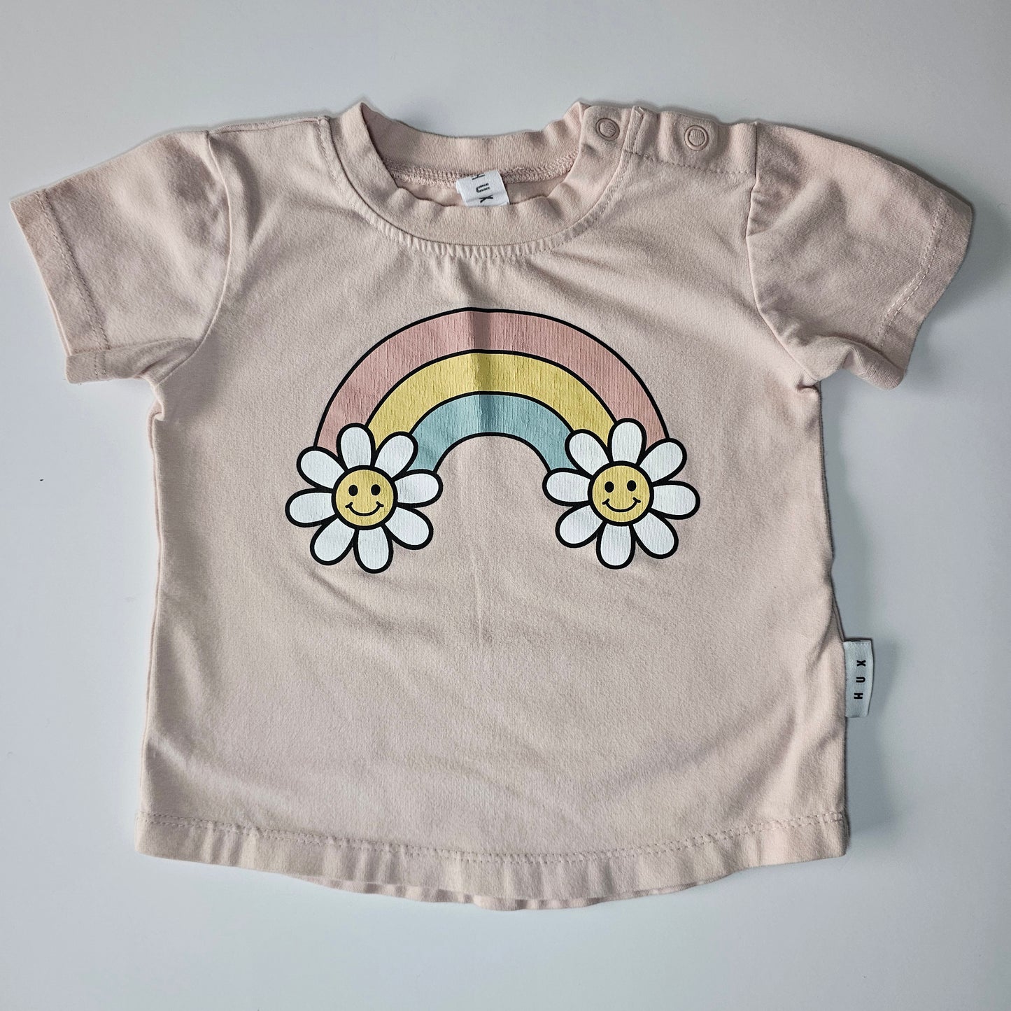 Hux Rainbow T-shirt (flaw) - Size 6-12m