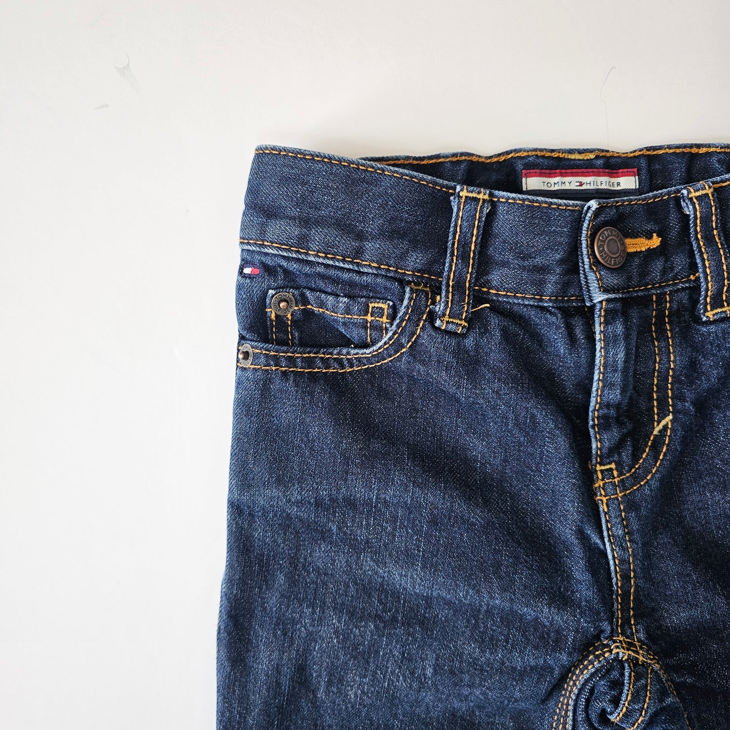 Tommy Hilfiger Denim Jeans (minor flaw) - Size 5