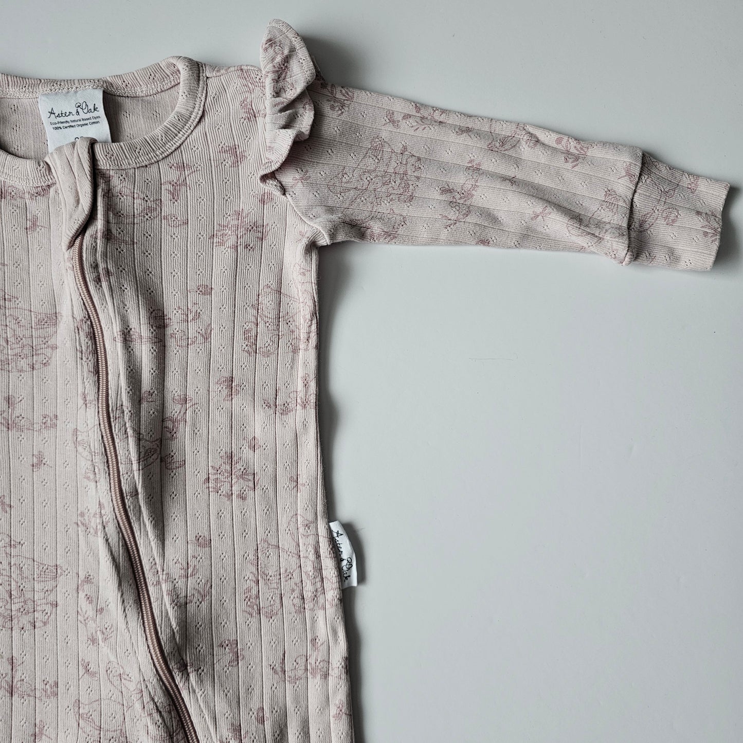 Aster & Oak Pointelle Zip Onsie - Size 3-6m