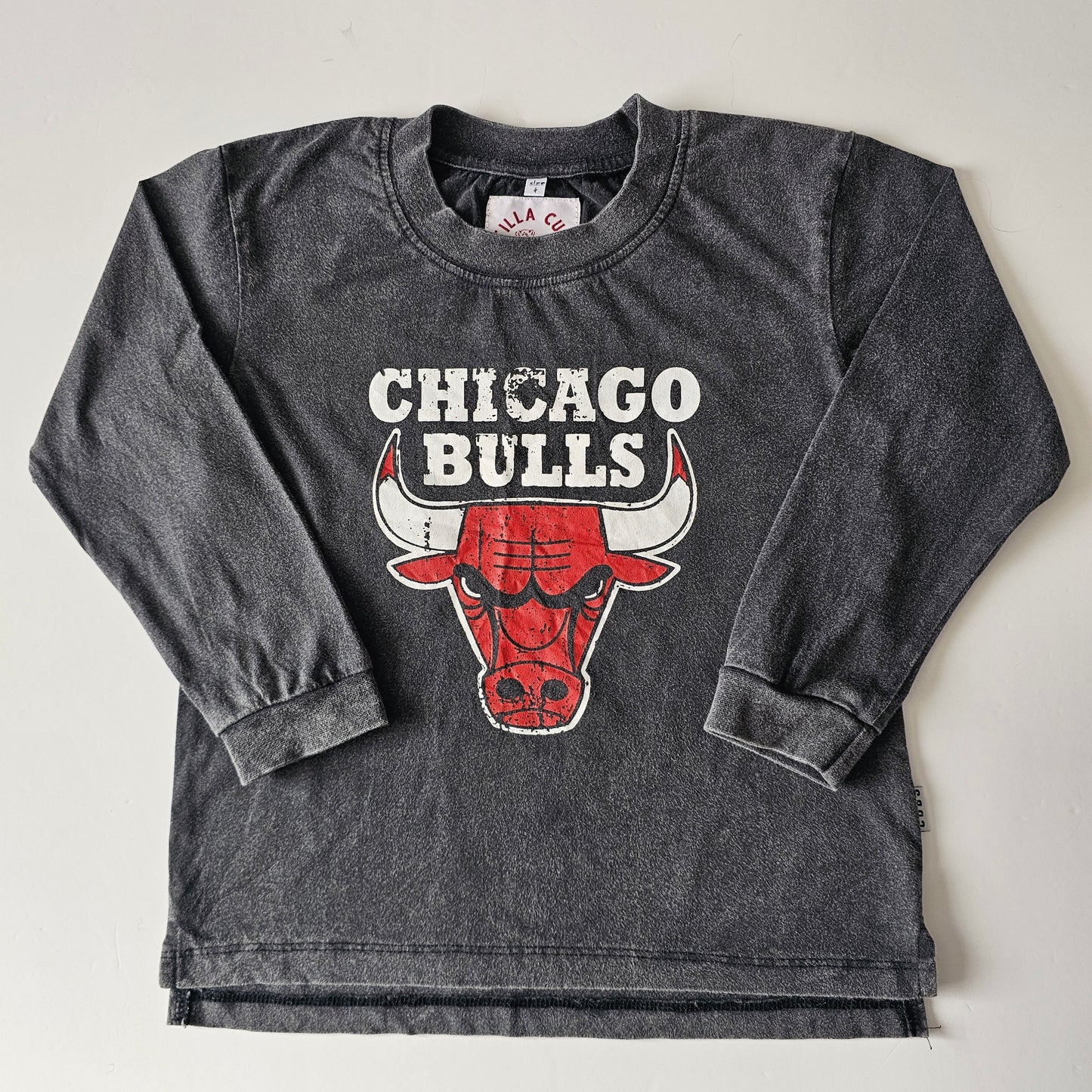 Atilla Cubs Vintage Wash Chicago Bulls Top - Size 4