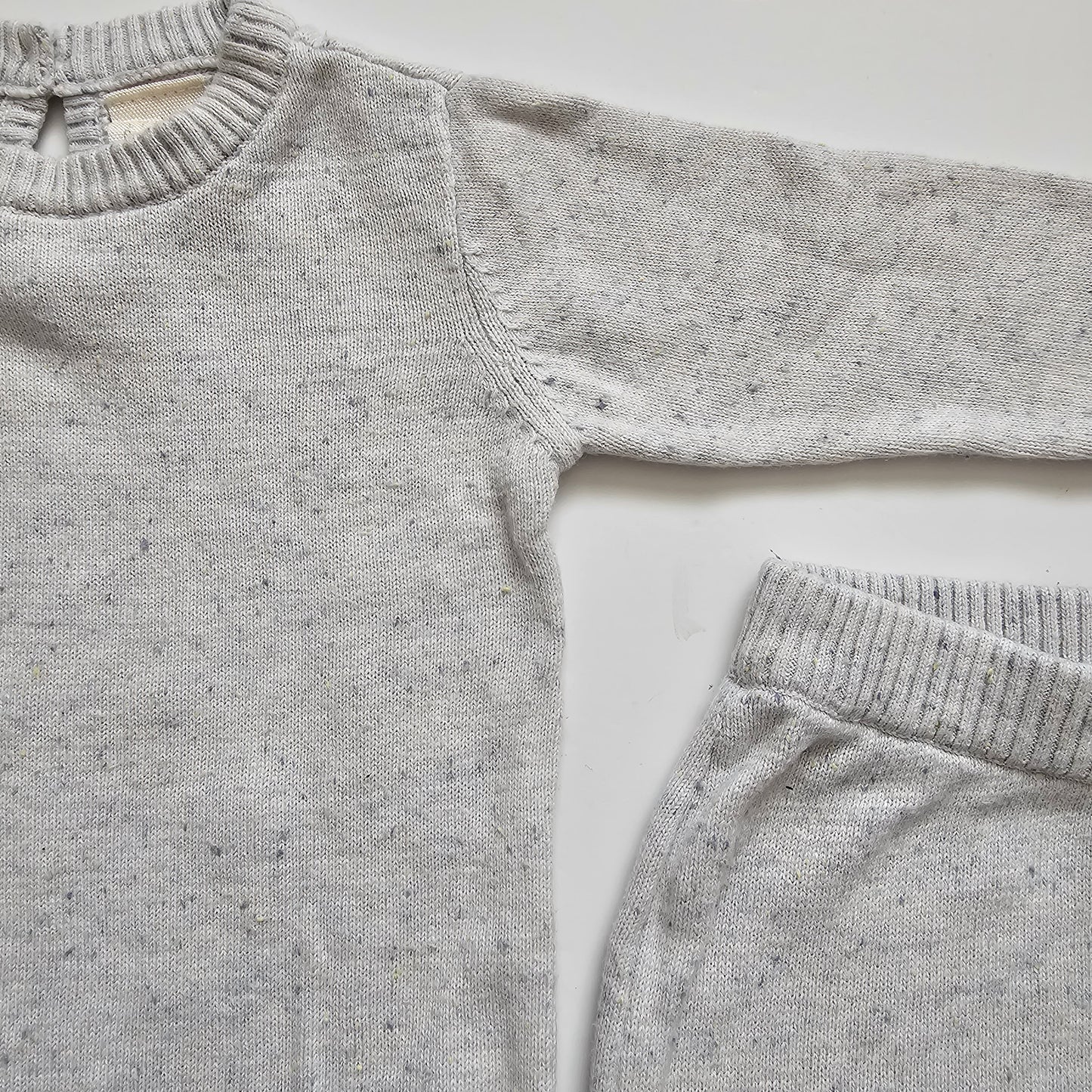 Little Bundle Sprinkle Knit Bodysuit & Pants Duo - Size 3-6m