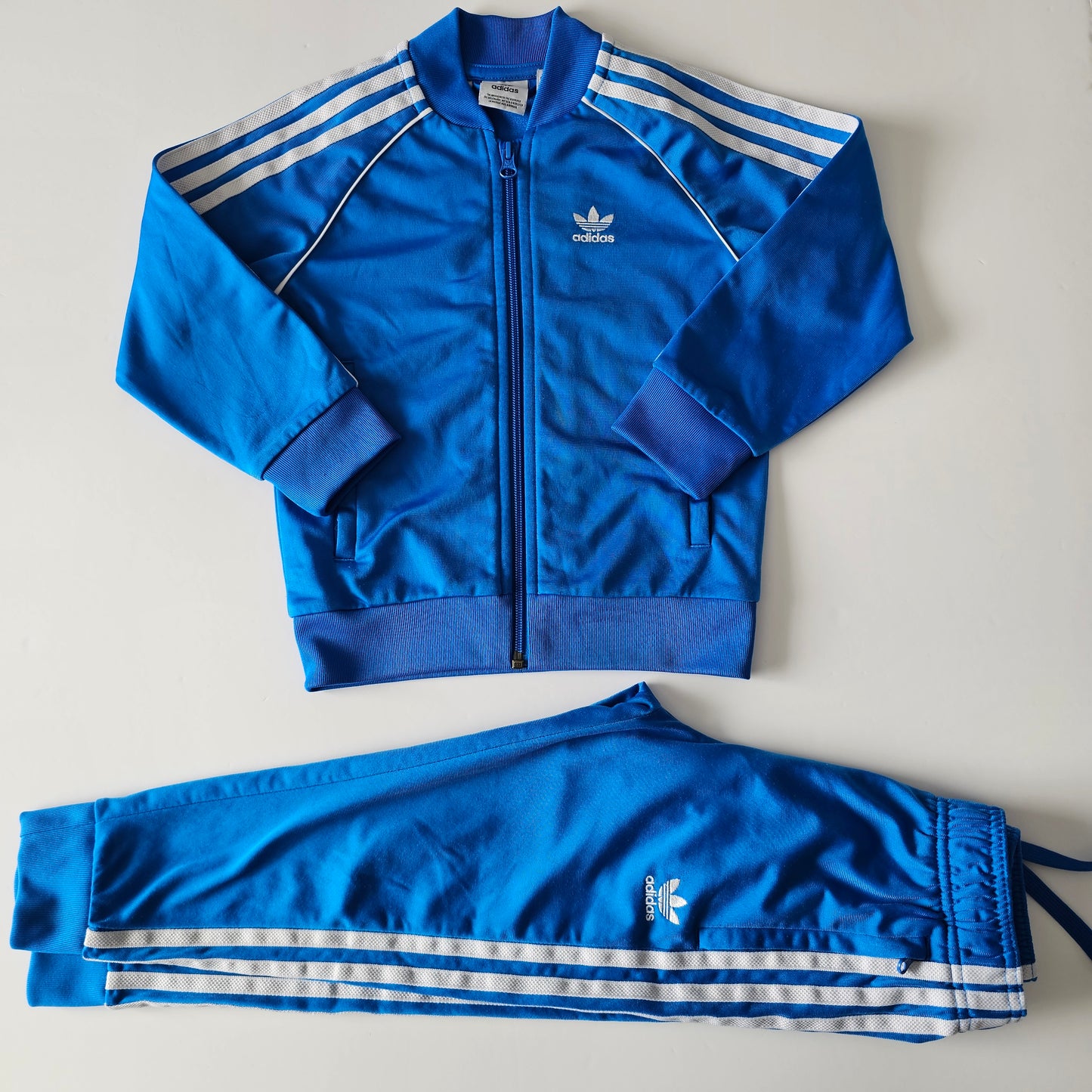 Adidas Tracksuit Set (minor flaw) - Size 5-6