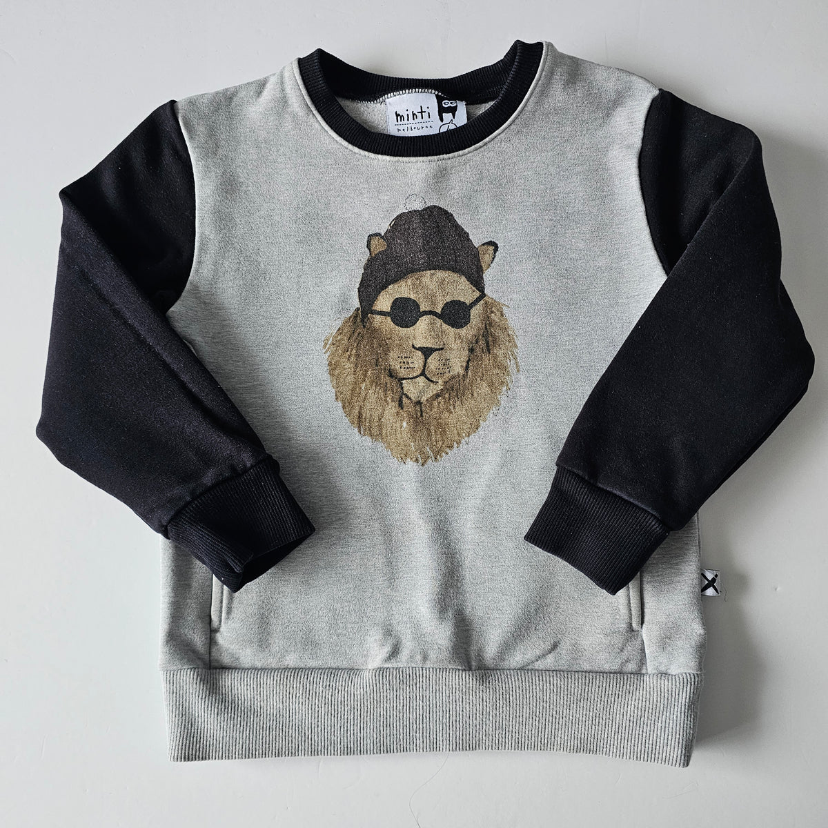 Minti Furry Sweatshirt (minor flaws) - Size 4