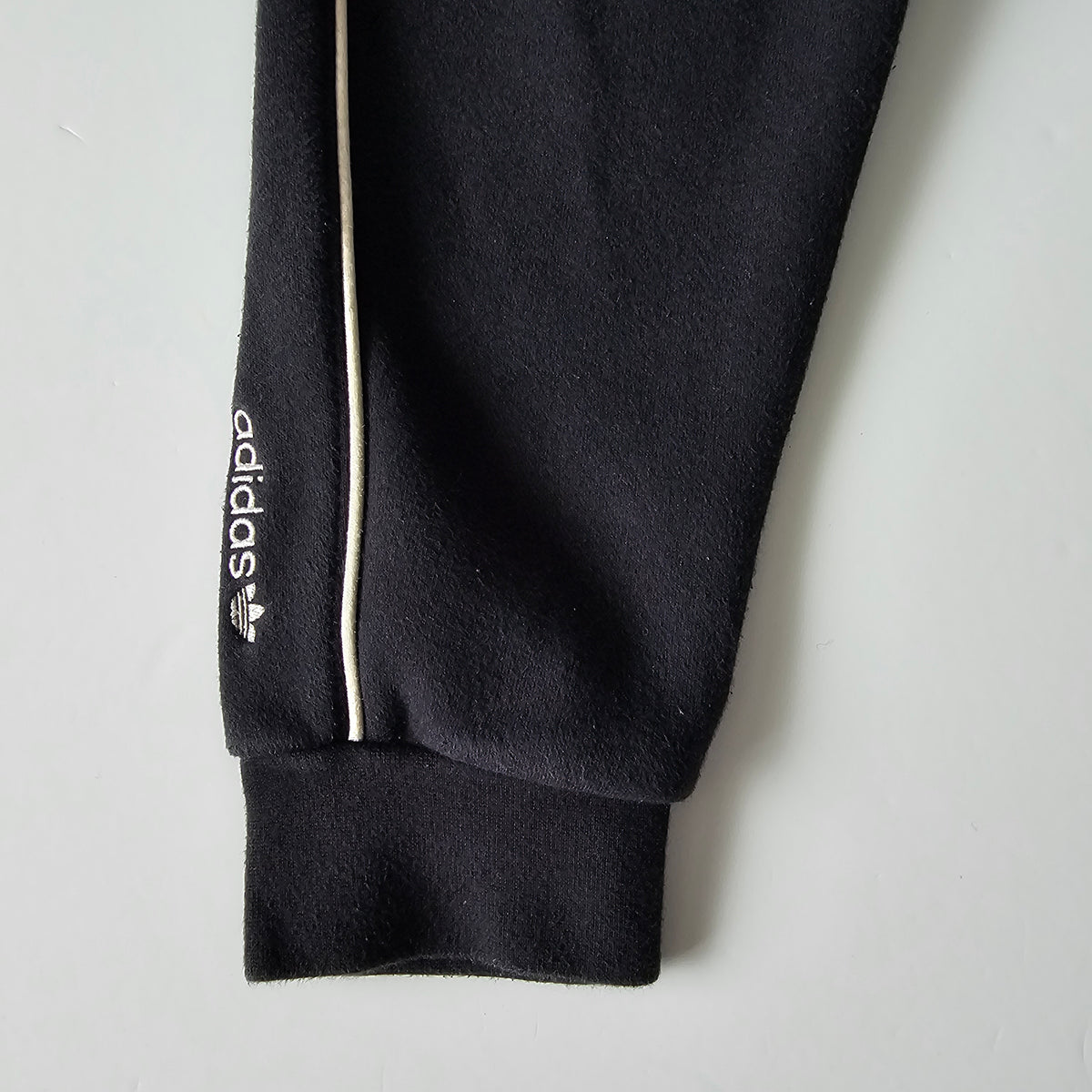 Adidas Trackpants - Size 6-7