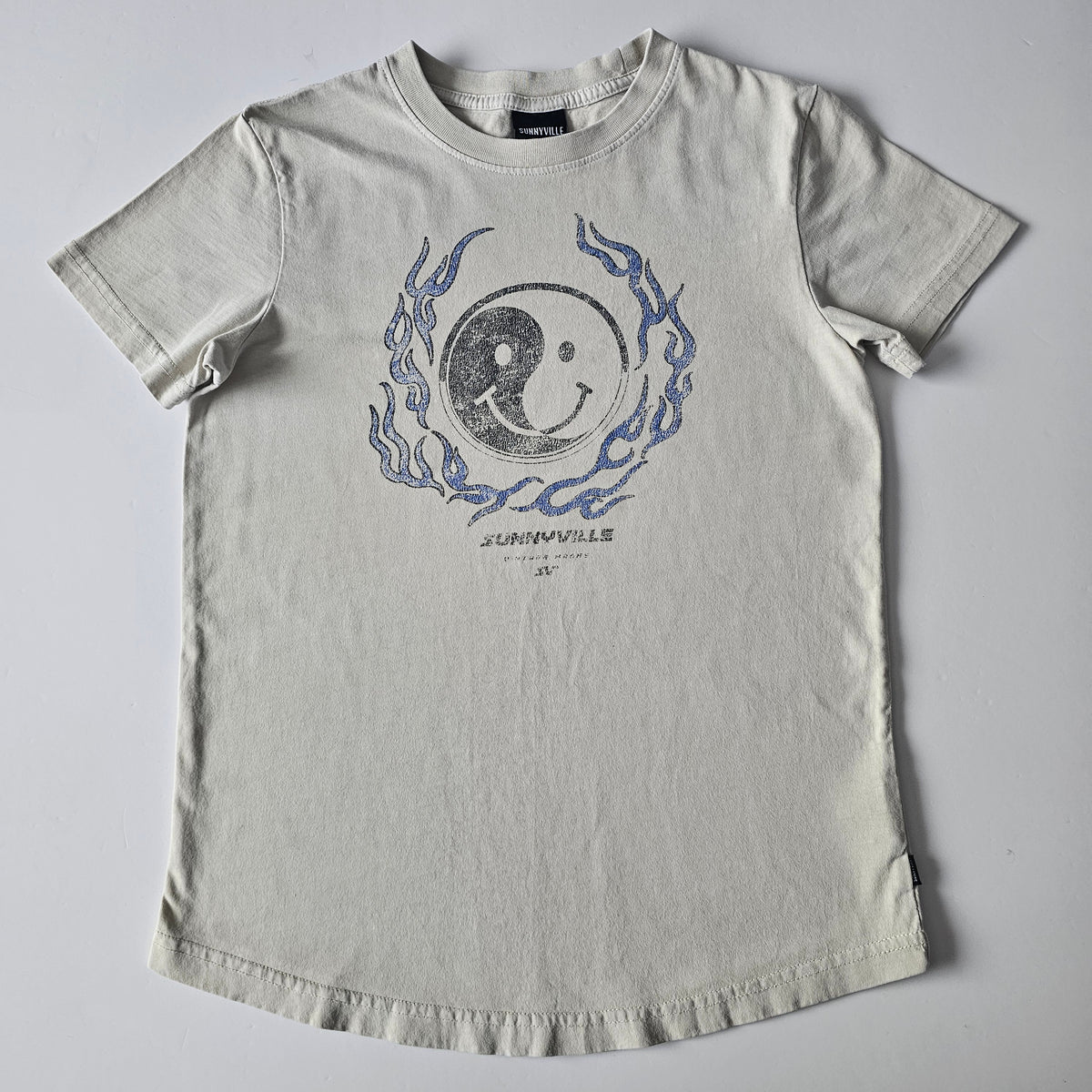 Sunnyville Peace T-shirt - Size 10
