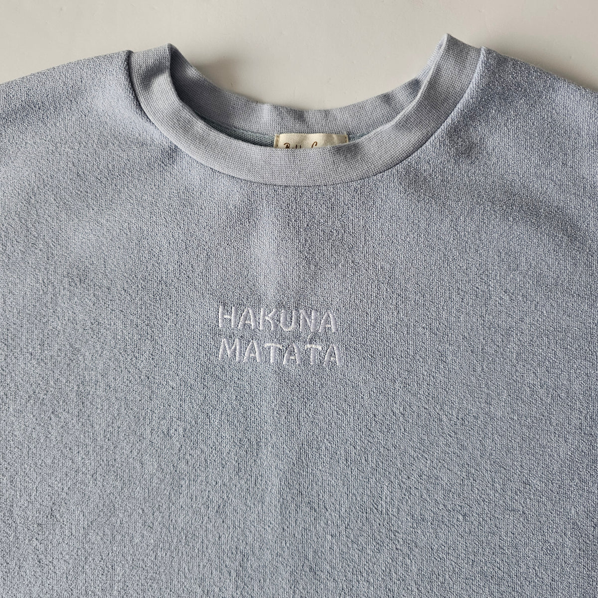Bobbie G Hakuna Matata Terry T-shirt *BNWOT* - Size 6