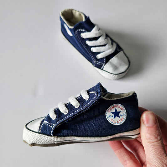 Converse Soft Sole Cribster Shoes - Size 4 US