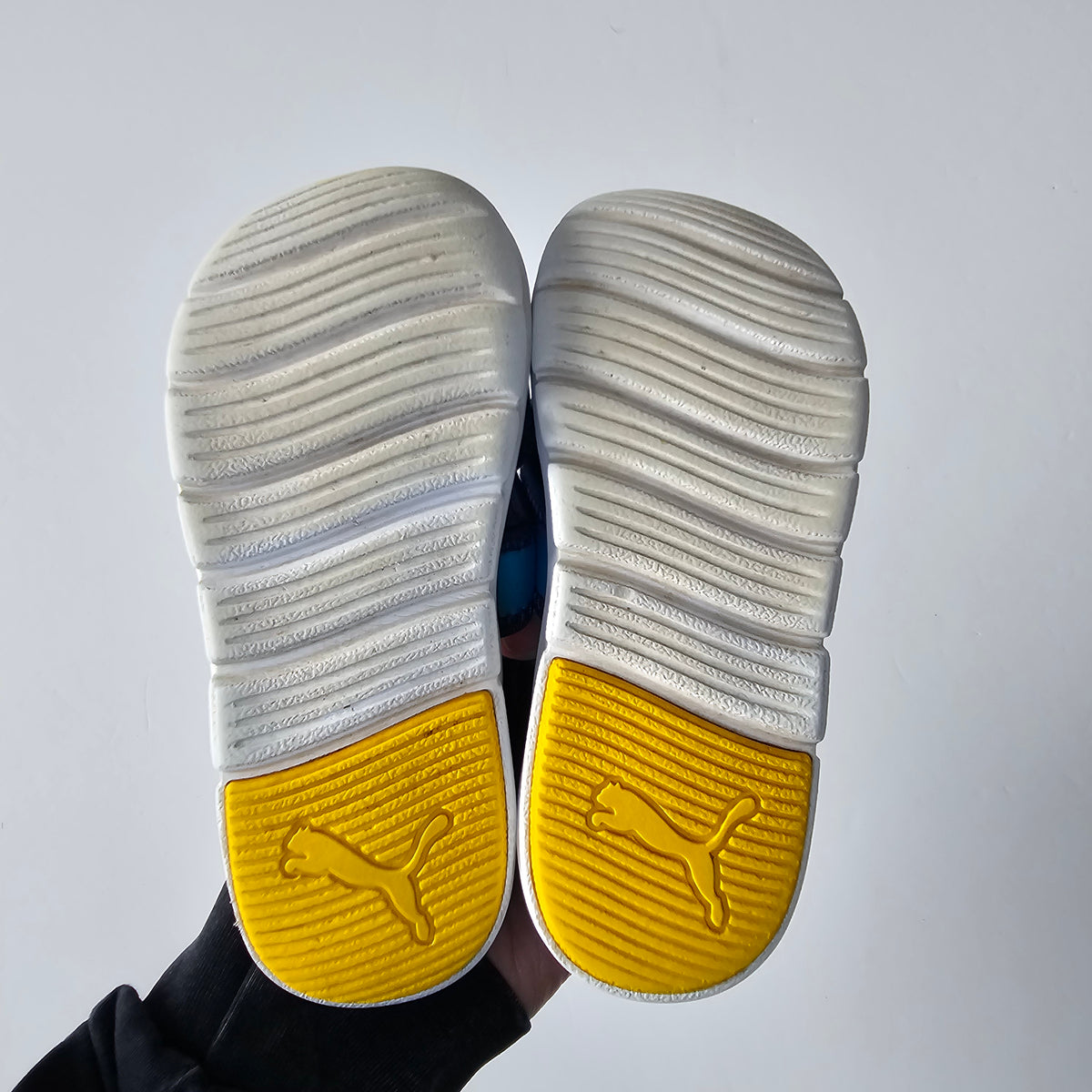 Puma Fun Racer Sandals (minor flaw) - Size 9C (US)