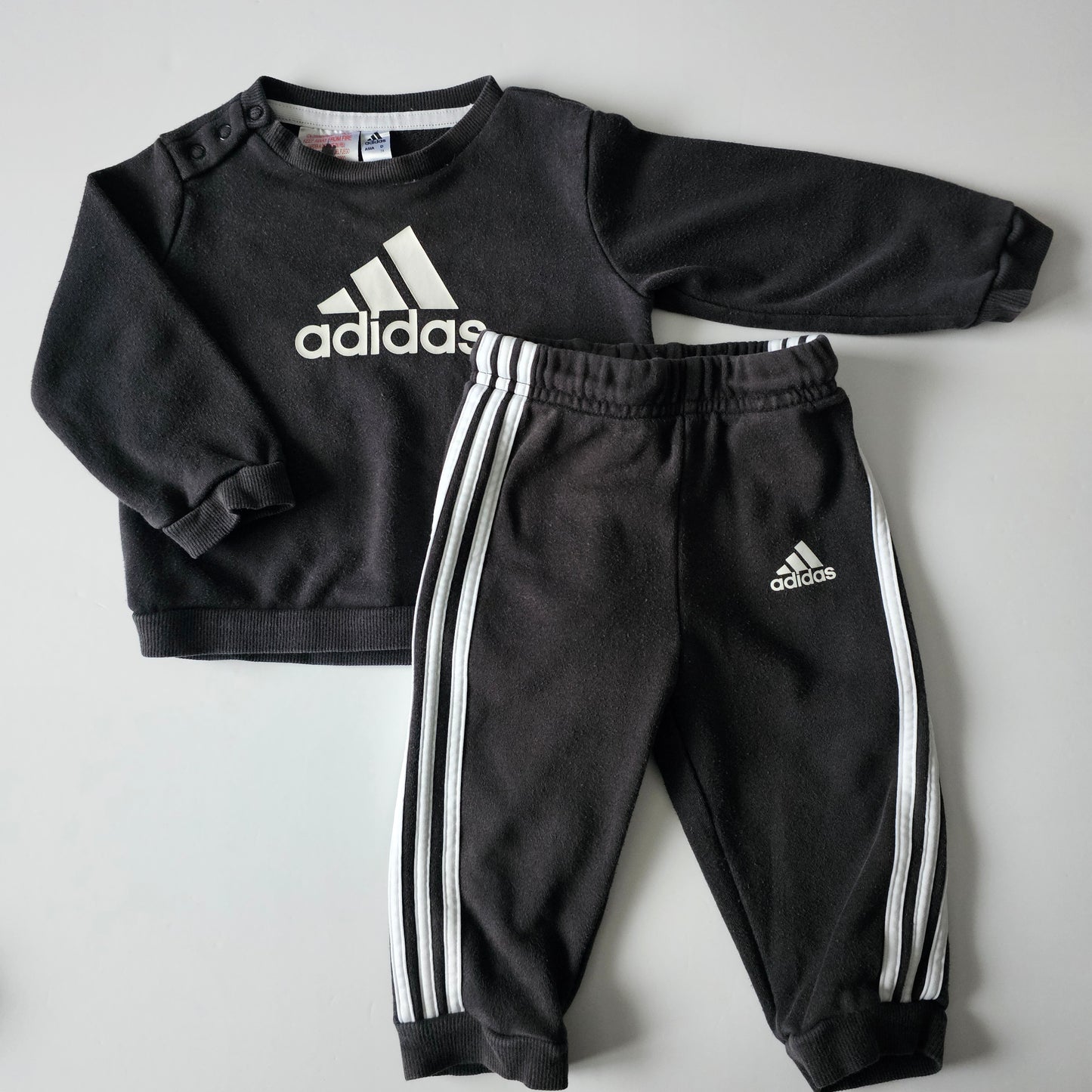 Adidas Tracksuit Set (minor flaws) - Size 6-9m