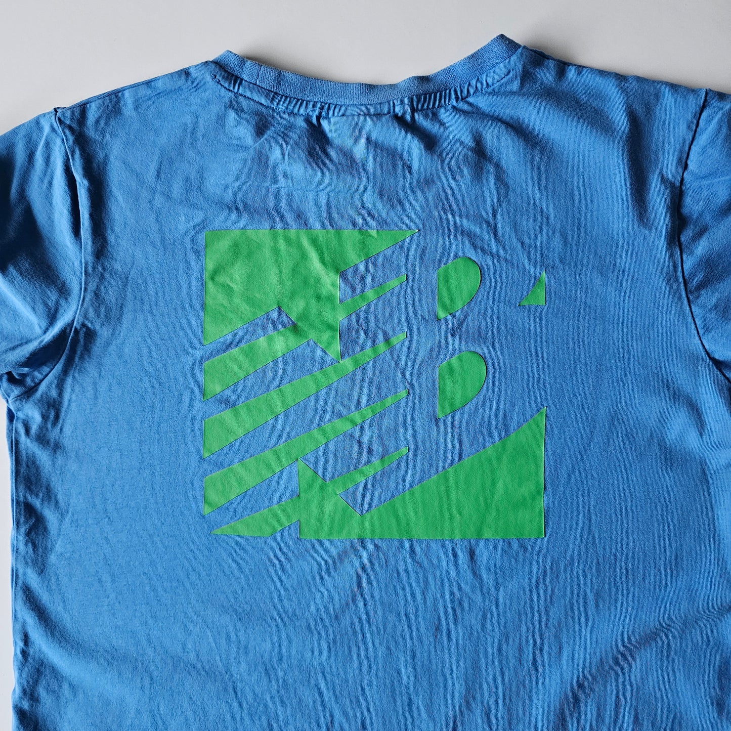 New Balance T-shirt - Size 10