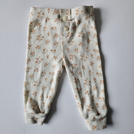 Quincy Mae Floral Pointelle Leggings - Size 0-3m (small fit)