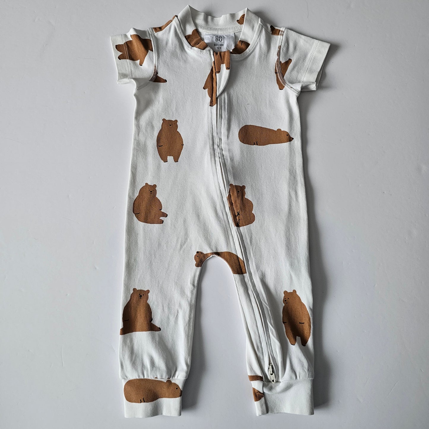 Babu Bear s/s Zip Onsie - Size 0-3m