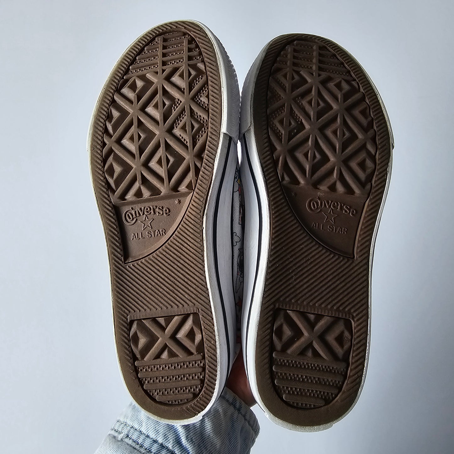 Converse Castle Shoes - Size 1 US