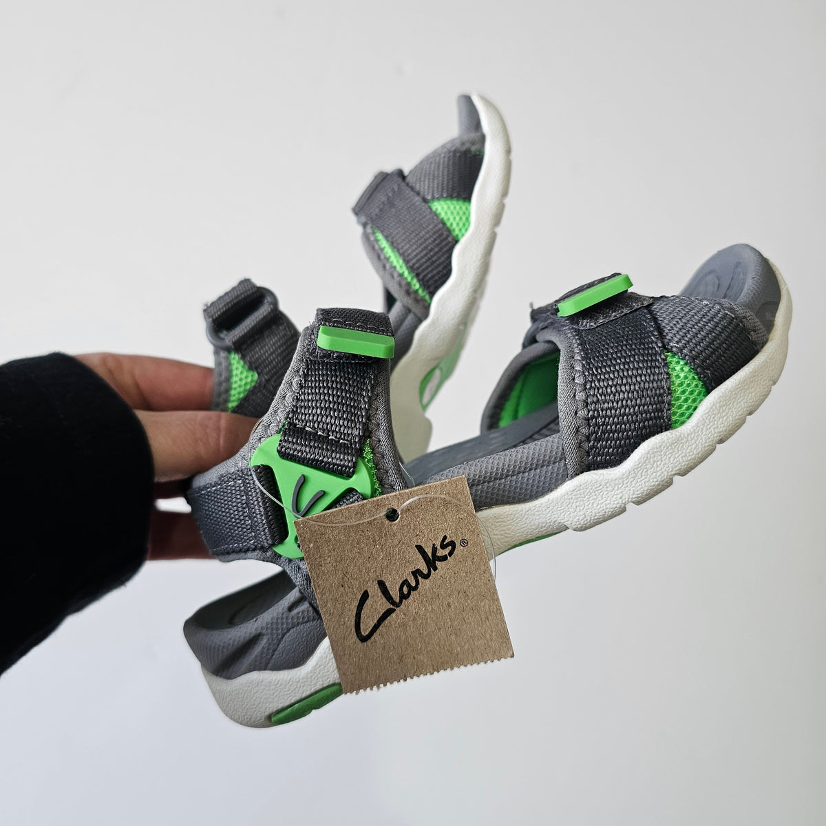 Clarks Theo Sandals *BNWT* - Size 28 (EU)