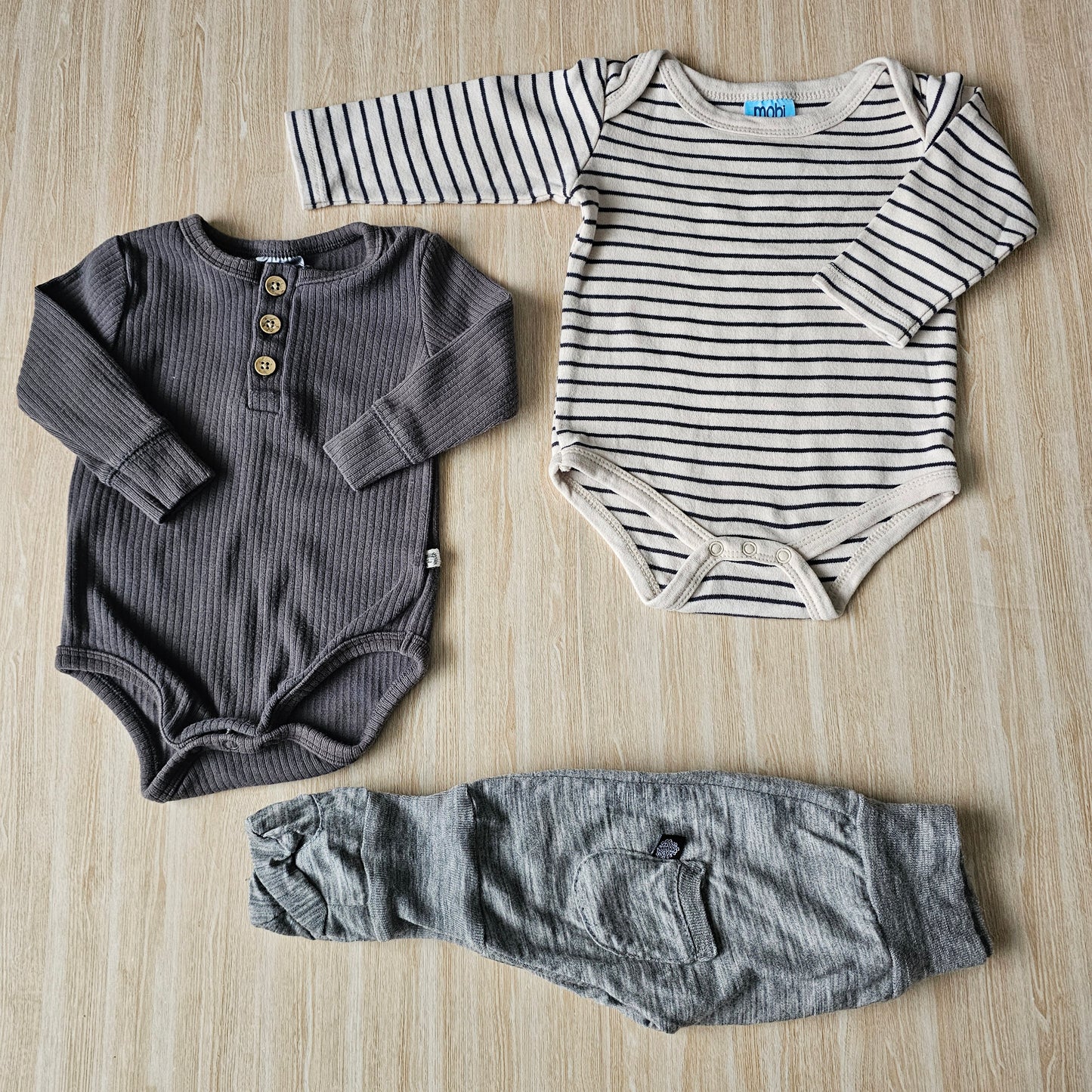 *Baby Bundle* Mixed Brands - Size 0-3m